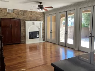 Photo #1: OC23135088 Listing