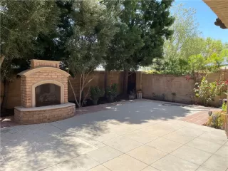 Photo #2: OC23135088 Listing