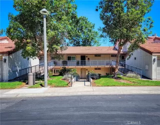 Photo #3: OC23135278 Listing