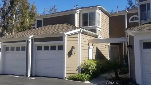 MLS: OC23135286 Condo For Sale