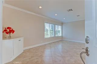 Photo #2: OC23135292 Listing