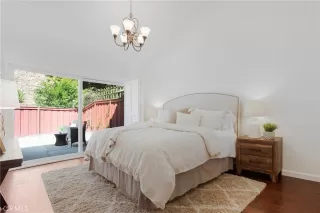 Photo #1: OC23135512 Listing 