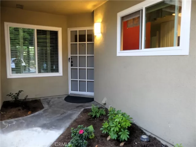 MLS: OC23135831 Condo For Sale