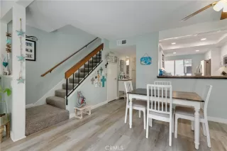 Photo #6: OC23136537 Listing