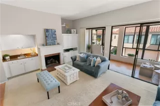 Photo #1: OC23136644 Listing 