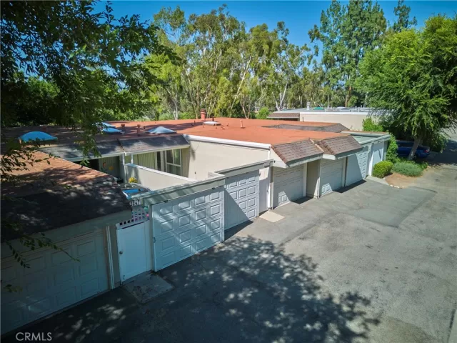 MLS: OC23136752 Condo For Sale