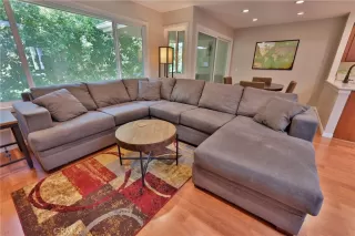 Photo #1: OC23136752 Listing 