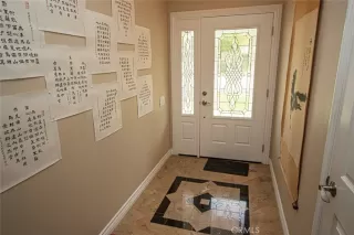 Photo #3: OC23136906 Listing