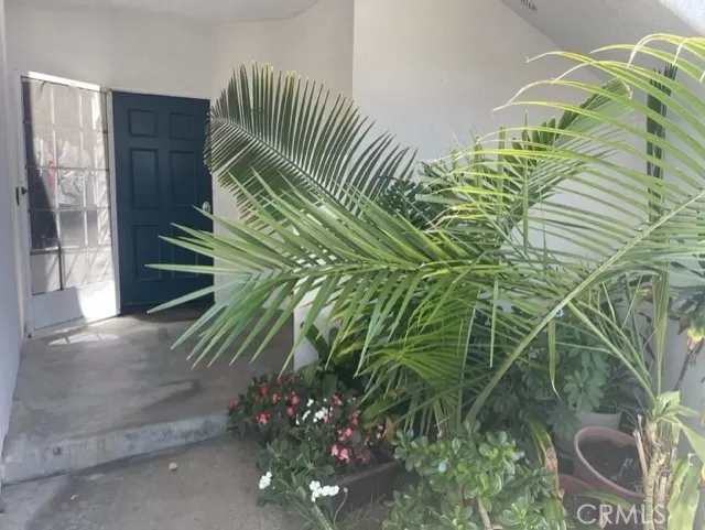 MLS: OC23136987 Condo For Sale