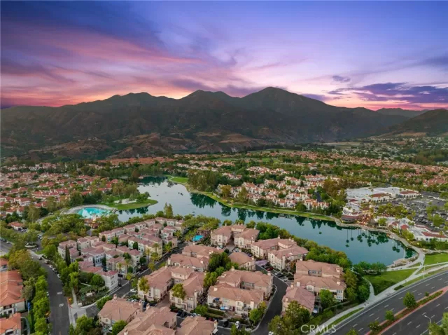 MLS: OC23136998 Condo For Sale