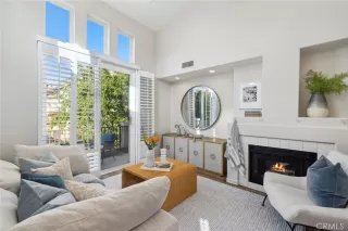 Photo #1: OC23136998 Listing 