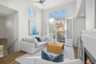 Photo #3: OC23136998 Listing 