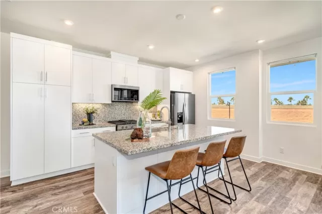 MLS: OC23137065 Condo For Sale