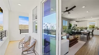 Photo #5: OC23137164 Listing