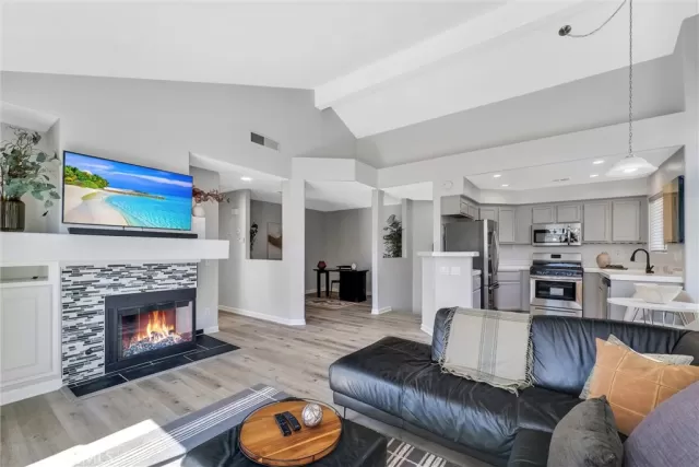 MLS: OC23137287 Condo For Sale