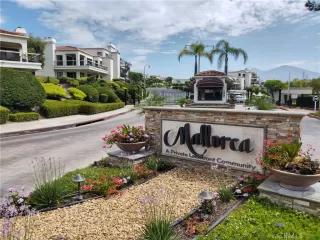 Photo #1: OC23137894 Listing