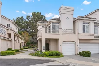 Photo #2: OC23138070 Listing 