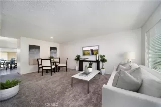 Photo #2: OC23138292 Listing 