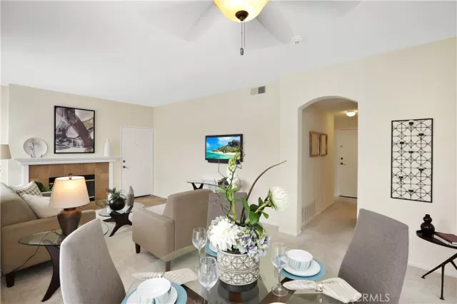 MLS: OC23138313 Condo For Sale