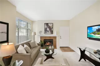 Photo #1: OC23138313 Listing