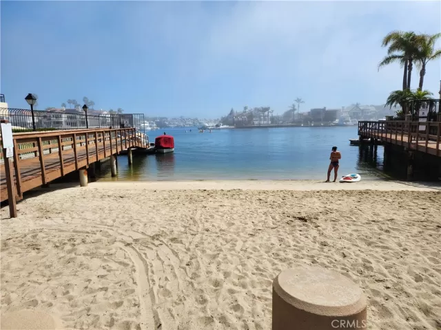 MLS: OC23138738 Condo For Sale