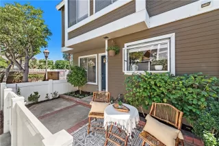 Photo #1: OC23138917 Listing