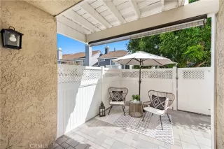 Photo #4: OC23138917 Listing