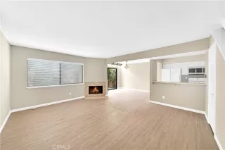 Photo #4: OC23139080 Listing 