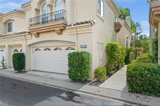 Photo #2: OC23139465 Listing 