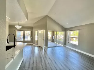 Photo #4: OC23139491 Listing 