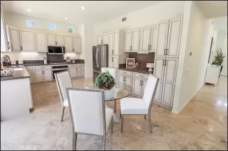 Photo #4: OC23139751 Listing