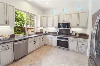 Photo #6: OC23139751 Listing