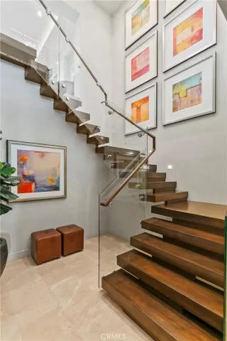 Photo #4: OC23140346 Listing 