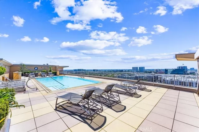 MLS: OC23140356 Condo For Sale