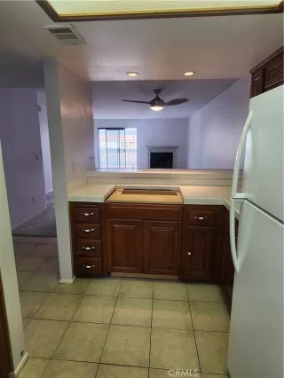 Photo #6: OC23140453 Listing