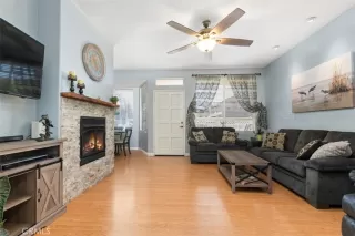 Photo #4: OC23140556 Listing 