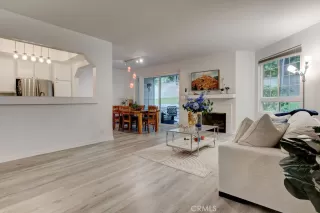 Photo #2: OC23140731 Listing