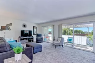 Photo #5: OC23140754 Listing