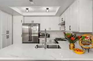 Photo #4: OC23140819 Listing