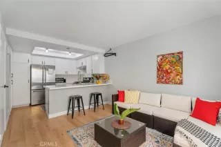 Photo #5: OC23140819 Listing