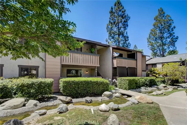 MLS: OC23140921 Condo For Sale