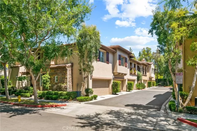 MLS: OC23140945 Condo For Sale