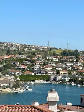 Photo #1: OC23141433 Listing