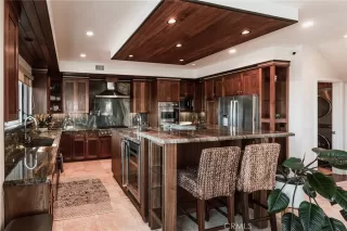 Photo #6: OC23141539 Listing 