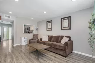 Photo #2: OC23141545 Listing