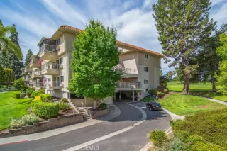 Photo #2: OC23141688 Listing