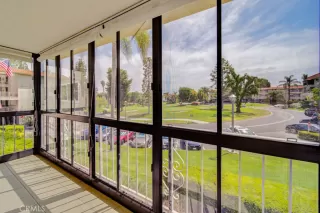 Photo #3: OC23141688 Listing