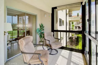 Photo #4: OC23141688 Listing