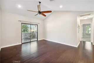 Photo #6: OC23141916 Listing 