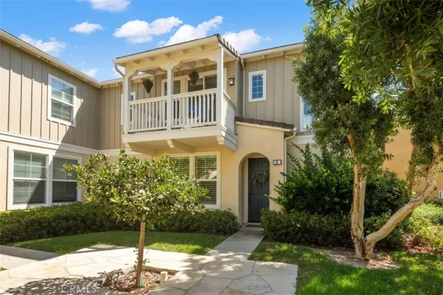 MLS: OC23142247 Condo For Sale